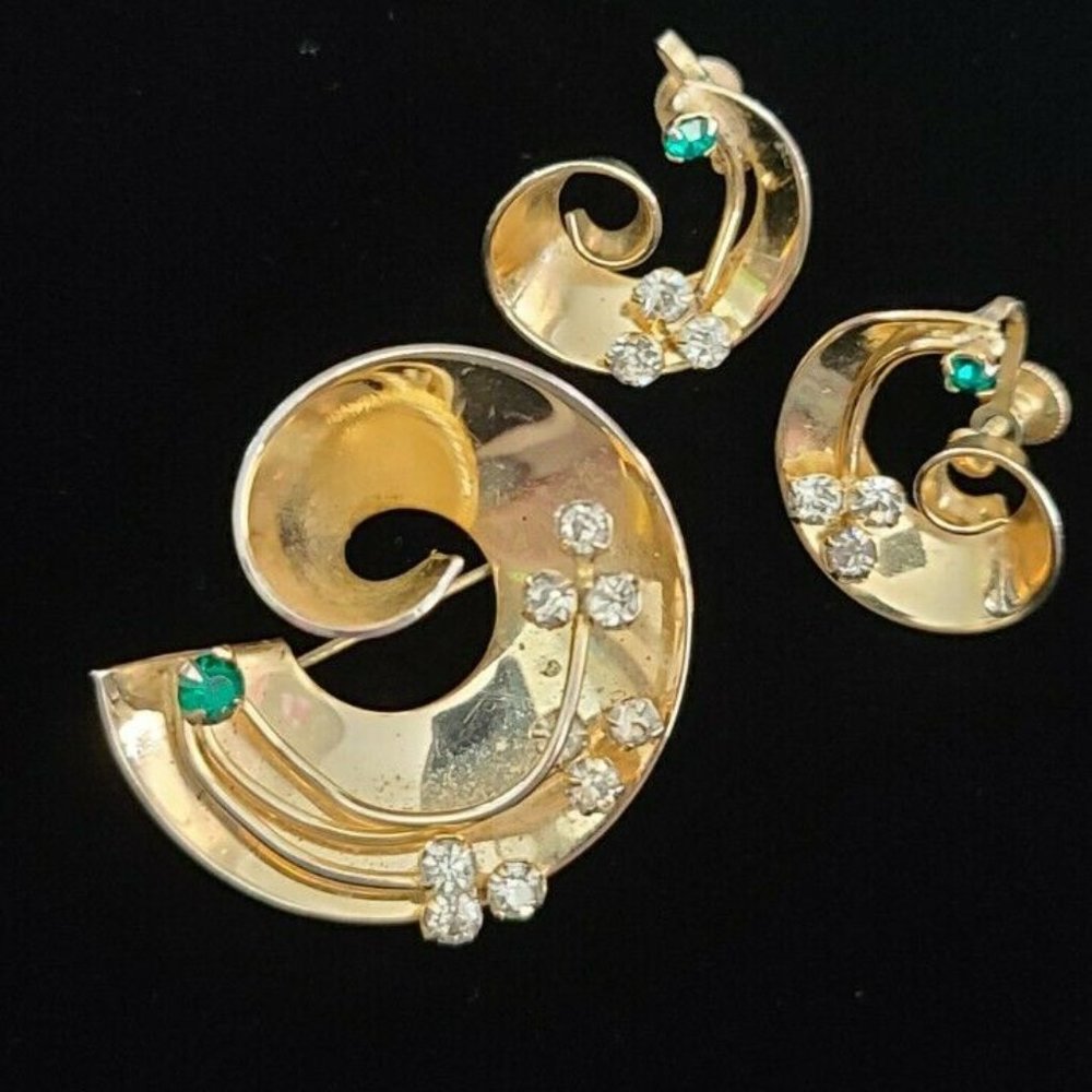 Costume Brooch Clip On Earrings Gold  Rhinestones